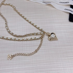 Новая модель поясной цепочки из чистой меди от Chanel уже в прода