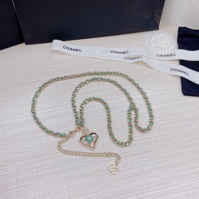 Новая модель поясной цепочки из чистой меди от Chanel уже в прода