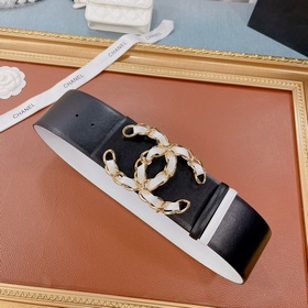 Новая модель на официальном сайте Chanel, изготовлена из итальянс