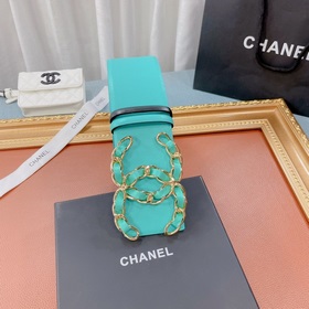 Новая модель на официальном сайте Chanel, изготовлена из итальянс