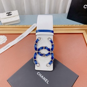 Новая модель на официальном сайте Chanel, изготовлена из итальянс