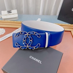 Новая модель на официальном сайте Chanel, изготовлена из итальянс