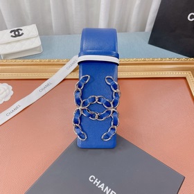 Новая модель на официальном сайте Chanel, изготовлена из итальянс