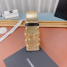 Новая модель на официальном сайте Chanel, изготовлена из итальянс