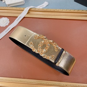 Новая модель на официальном сайте Chanel, изготовлена из итальянс