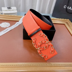 Новая модель на официальном сайте Chanel, изготовлена из итальянс
