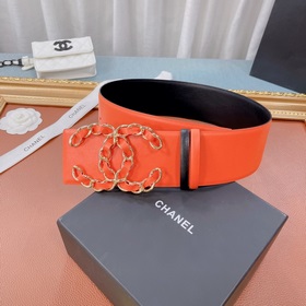 Новая модель на официальном сайте Chanel, изготовлена из итальянс