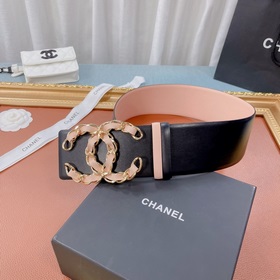 Новая модель на официальном сайте Chanel, изготовлена из итальянс