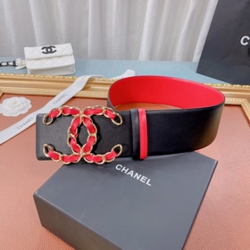 Новая модель на официальном сайте Chanel, изготовлена из итальянс