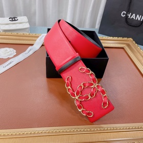 Новая модель на официальном сайте Chanel, изготовлена из итальянс