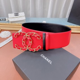 Новая модель на официальном сайте Chanel, изготовлена из итальянс