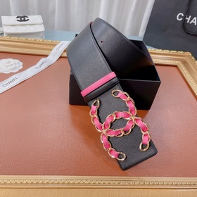 Новая модель на официальном сайте Chanel, изготовлена из итальянс