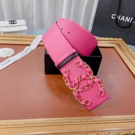 Новая модель на официальном сайте Chanel, изготовлена из итальянс