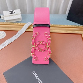 Новая модель на официальном сайте Chanel, изготовлена из итальянс