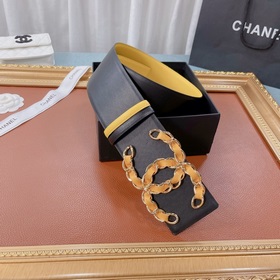 Новая модель на официальном сайте Chanel, изготовлена из итальянс