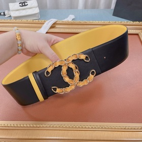 Новая модель на официальном сайте Chanel, изготовлена из итальянс
