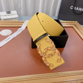 Новая модель на официальном сайте Chanel, изготовлена из итальянс