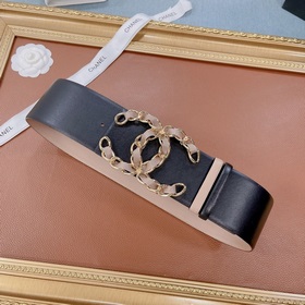 Новая модель на официальном сайте Chanel, изготовлена из итальянс