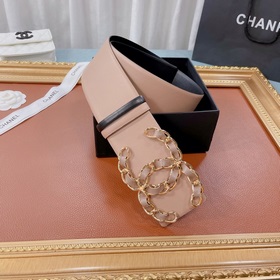 Новая модель на официальном сайте Chanel, изготовлена из итальянс