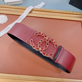 Новая модель на официальном сайте Chanel, изготовлена из итальянс