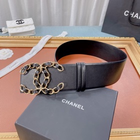 Новая модель на официальном сайте Chanel, изготовлена из итальянс