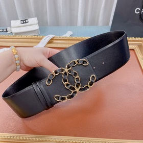 Новая модель на официальном сайте Chanel, изготовлена из итальянс