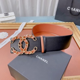 Новая модель на официальном сайте Chanel, изготовлена из итальянс