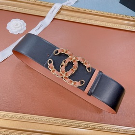 Новая модель на официальном сайте Chanel, изготовлена из итальянс