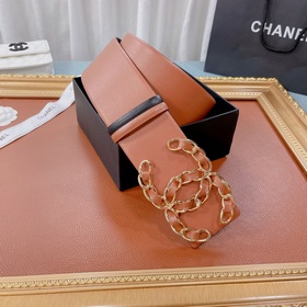 Новая модель на официальном сайте Chanel, изготовлена из итальянс