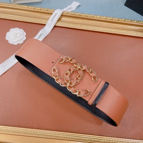 Новая модель на официальном сайте Chanel, изготовлена из итальянс