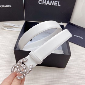 Новая модель на официальном сайте Chanel. Двусторонняя кожа телен