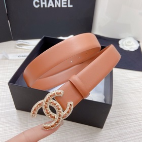 Новая модель на официальном сайте Chanel. Двусторонняя кожа телен