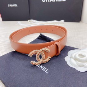 Новая модель на официальном сайте Chanel. Двусторонняя кожа телен