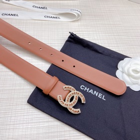 Новая модель на официальном сайте Chanel. Двусторонняя кожа телен