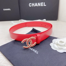 Новая модель на официальном сайте Chanel. Двусторонняя кожа телен