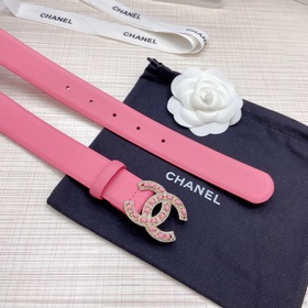 Новая модель на официальном сайте Chanel. Двусторонняя кожа телен