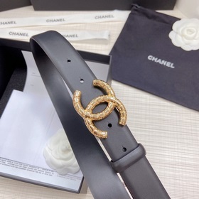 Новая модель на официальном сайте Chanel. Двусторонняя кожа телен