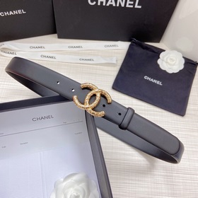 Новая модель на официальном сайте Chanel. Двусторонняя кожа телен