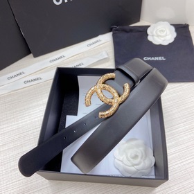 Новая модель на официальном сайте Chanel. Двусторонняя кожа телен