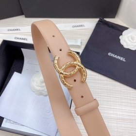 Новая модель на официальном сайте Chanel. Двусторонняя кожа телен