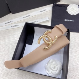 Новая модель на официальном сайте Chanel. Двусторонняя кожа телен