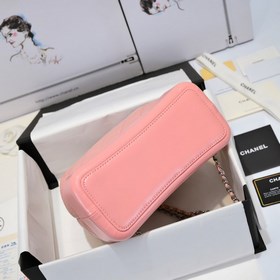 Серия «Бродяга» CHANEL GABRIELLE de Рюкзак Материал： винтажная те
