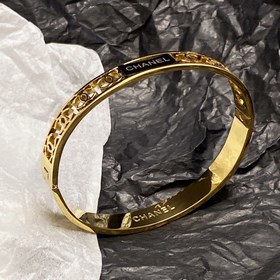 Chanel Новый браслет Chanel с ажурной отделкой, сверкающий, с пр