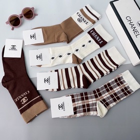 (5 пар в коробке) CHANEL Классические носки средней длины, высока