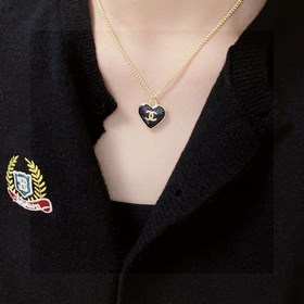 Новейшее двустороннее колье Chanel с черным сердцем из нержавеюще