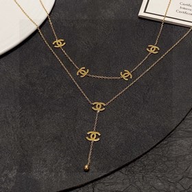 Chanel  Новейшее двухслойное колье Chanel отличается уникальным 