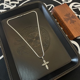 Новая модель [Качество фирменного магазина] Chrome Hearts Классич