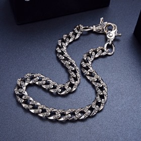 Важное объявление! Брендовый аксессуар Chrome Hearts с крестом,