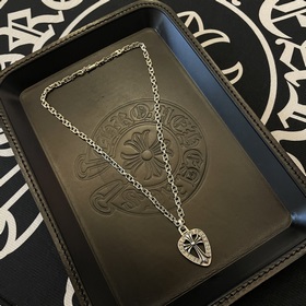 Новая модель [Качество фирменного магазина] Chrome Hearts Классич