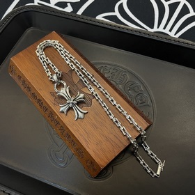 Новая модель [Качество фирменного магазина] Chrome Hearts Классич